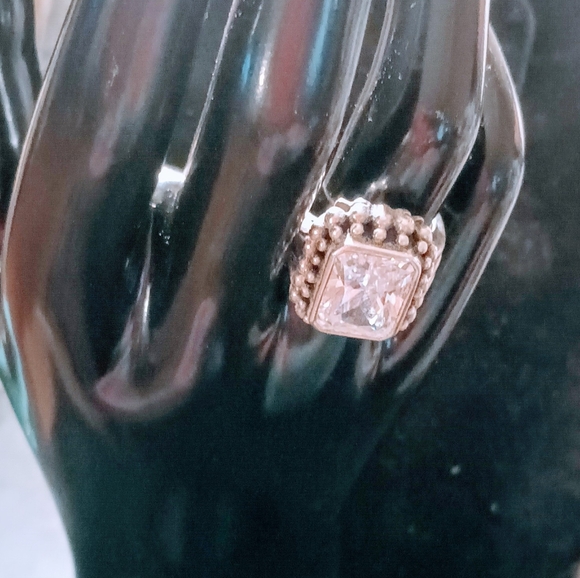 Vintage White Clear Quartz Sterling Silver 925 Ridge design SZ ,7.5 Ring - Picture 4 of 9